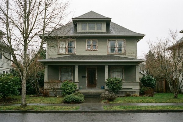 Columbia Foursquare original single-pane wood windows before replacement